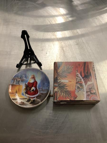 Duncan Royale "Soda Pop" The Final Stage of Santas Evolution Collector Plate Retail $24.99