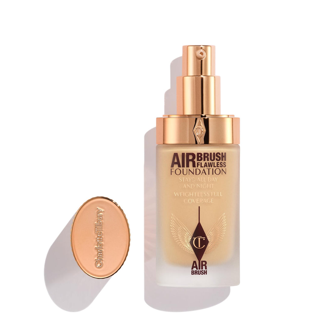 Charlotte Tilbury Airbrush Flawless Matte Foundation - Full Coverage Liquid Makeup with a Natural-Matte Finish - Smoothes & Blurs Pores - Waterproof & Transfer Resistant - 5 Warm
