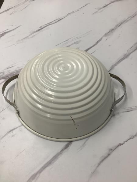Vintage Enamelware Colander Bowl - Ringed Design with Handles - Cream Retail $25.00