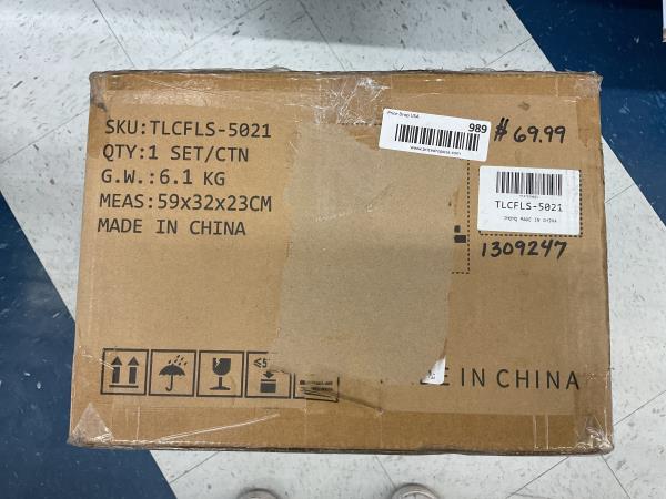 YUHAO 52 inch ceiling fan with light and remote white Retail $99.99