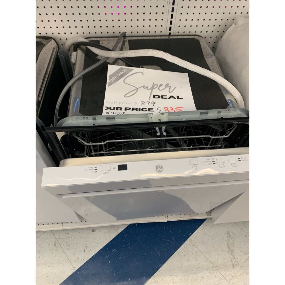 GE Dishwasher - White, Super Deal