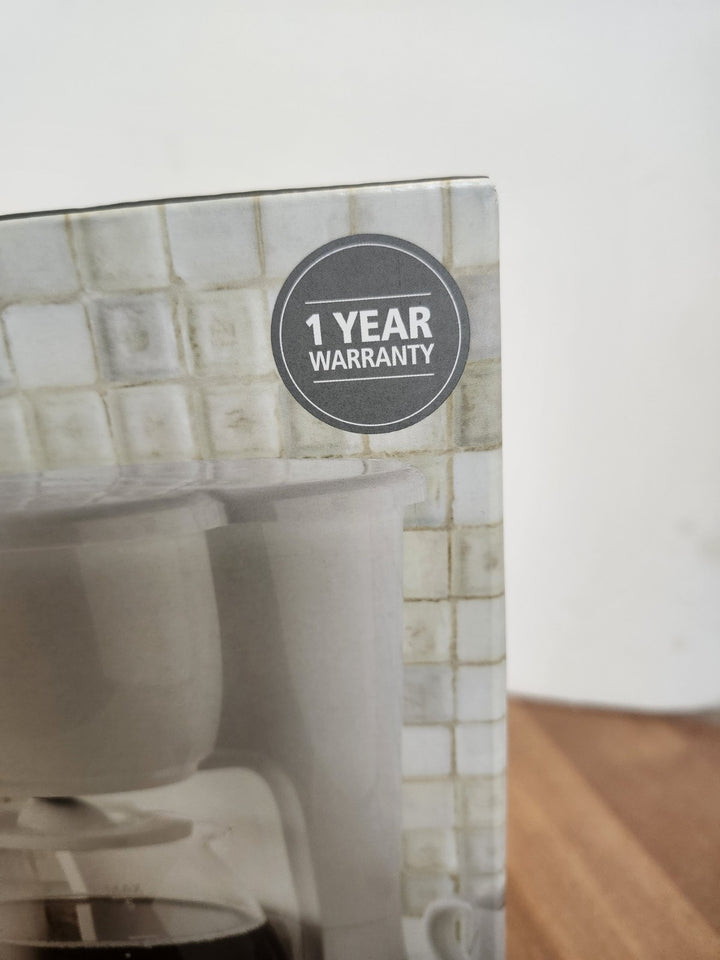 White 5-Cup Drip Coffee Maker (White)