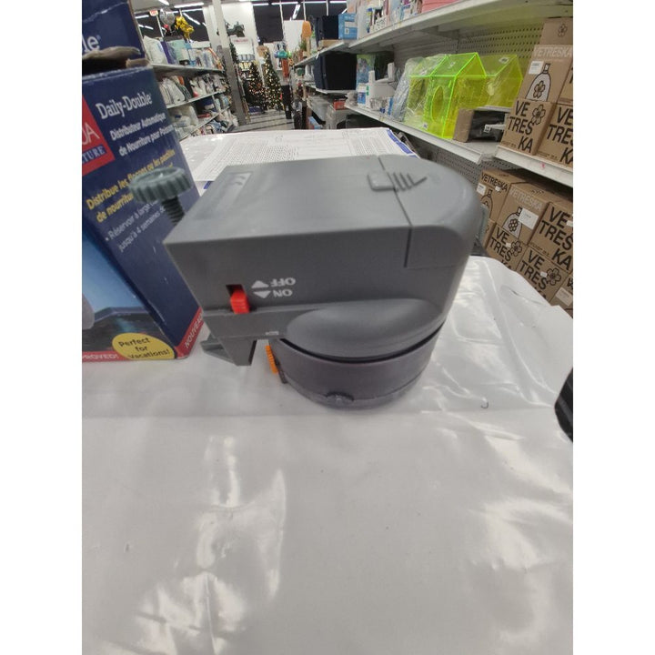 Aqua Culture Daily-Double Automatic Fish Feeder, Dispenses Flake/Pellet Food, Large Capacity