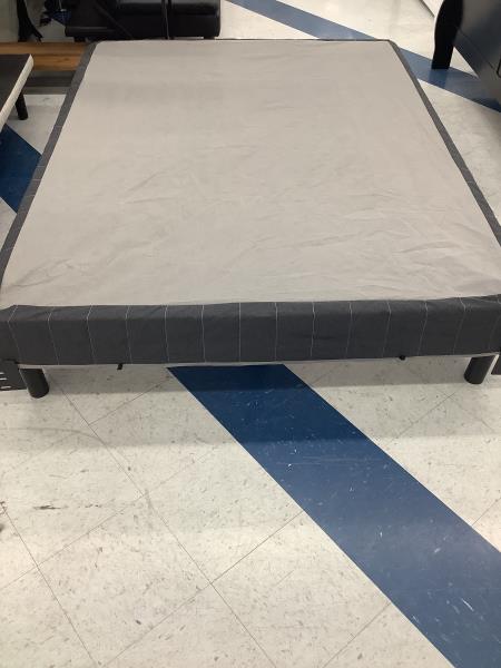 Queen Size Platform Bed Frame - Durable and Stylish Retail $250.00