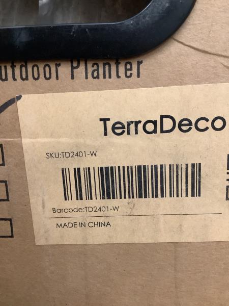 TerraDeco Outdoor Planter TD2401-W - Rectangular, Off-White Retail $91.00