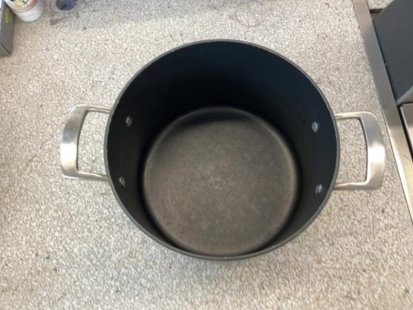 Kirkland signature Brand Stock Pot - Durable Construction Retail $20.99