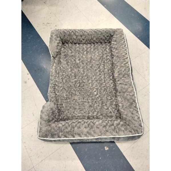 Lnssffer Dog Bed, Rectangular - Plush, Bolstered, Gray Retail $40.00