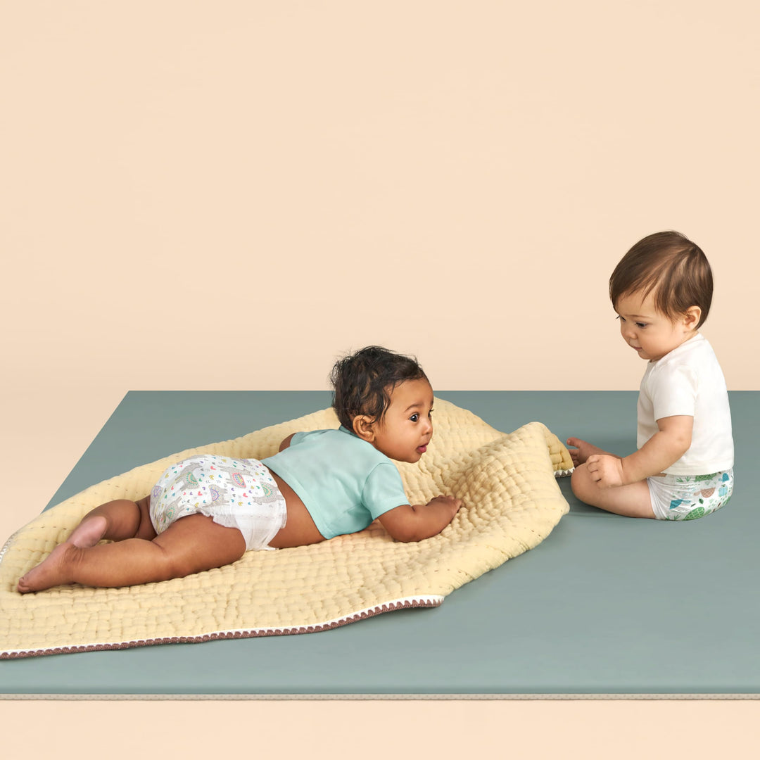 The Honest Company Comfort Dry Disposable Diapers for Sensitive Skin, Hypoallergenic, All The Alpacas + Turtle Time, Club Box Size 1 (8-14 lbs) 78 Count Retail $29.99
