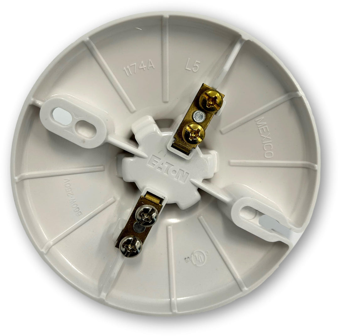 Eaton S1174W-F-LW Keyless Ceiling Lampholder; High-Temperature Plastic to Reduce Breakage; Keyless Switch; Medium Base; 14-10 AWG; for use with 3.75 or 4-inch Box; 250V/660W Retail $24.00