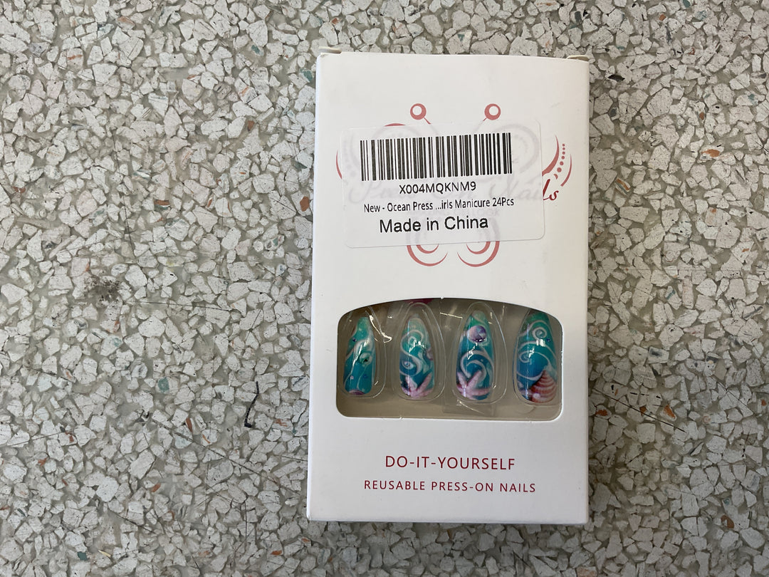 24Pcs Star Press on Nails Medium Almond Fake Nails