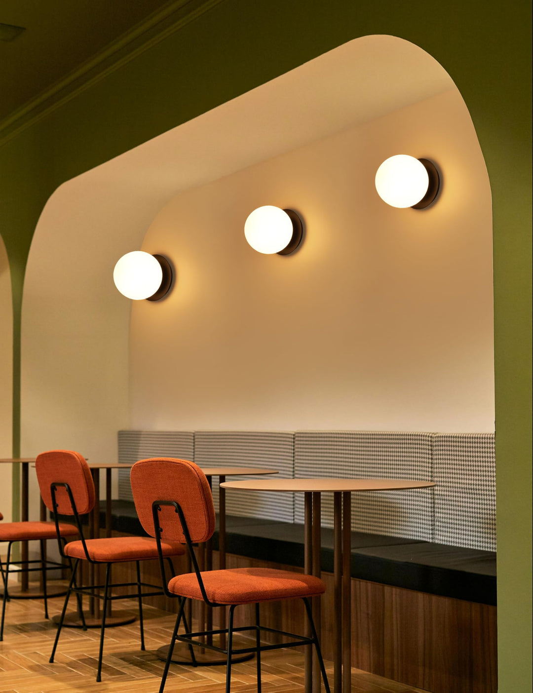 Wall Sconces, 1 Light Modern Globe Sconce in Matte Black, Wall Light for Bedroom Bathroom Living Room & Hallway Vanity Lighting, Ceiling Light Fixture