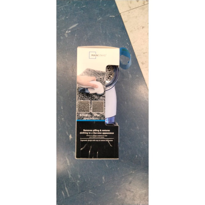 PORTABLE FABRIC SHAVER / LINT REMOVER AA-Batteries Operated EASY-to-USE 3-Blade