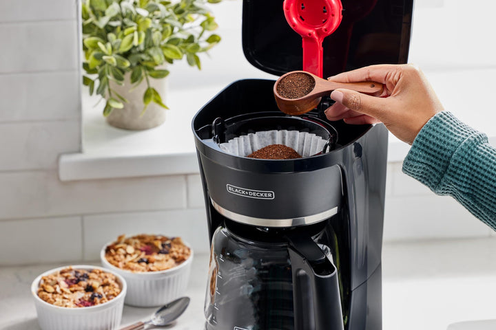 BLACK+DECKER 12-Cup* Programmable Coffeemaker, Black