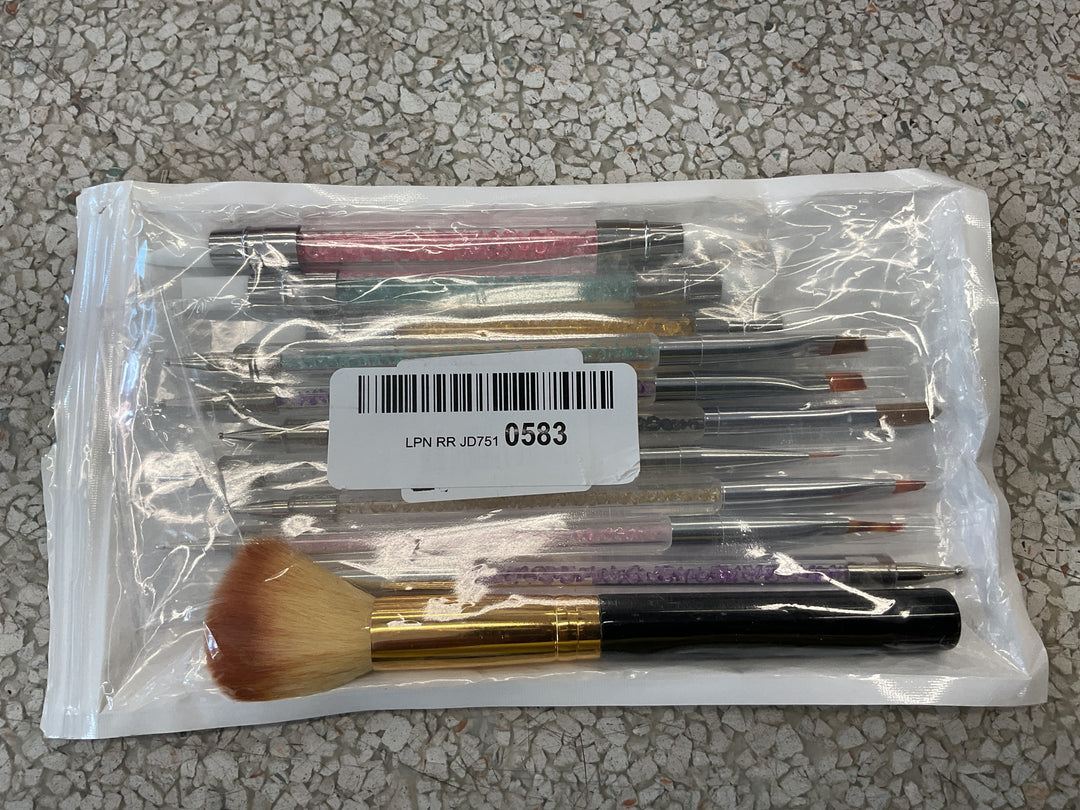 11PCS Nail Art Brush Set with Nail Dust Brush, Double-Ended Silicone Nail Art Tools for Acrylic Nails, Carving, Painting, Line Drawing, DIY Salon Manicure