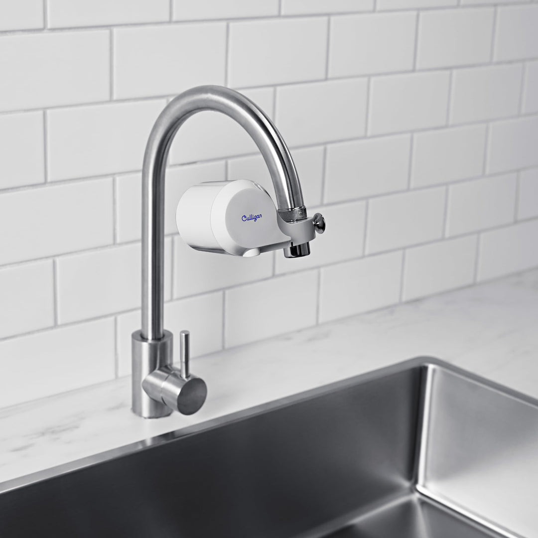 Culligan CULFMWHRF Faucet Mount Water Filter - White Water Filter for Sink Faucet Reduces Microplastics & Reduces Chlorine, Easy Installation Filtration System for Clean Tap Drinking