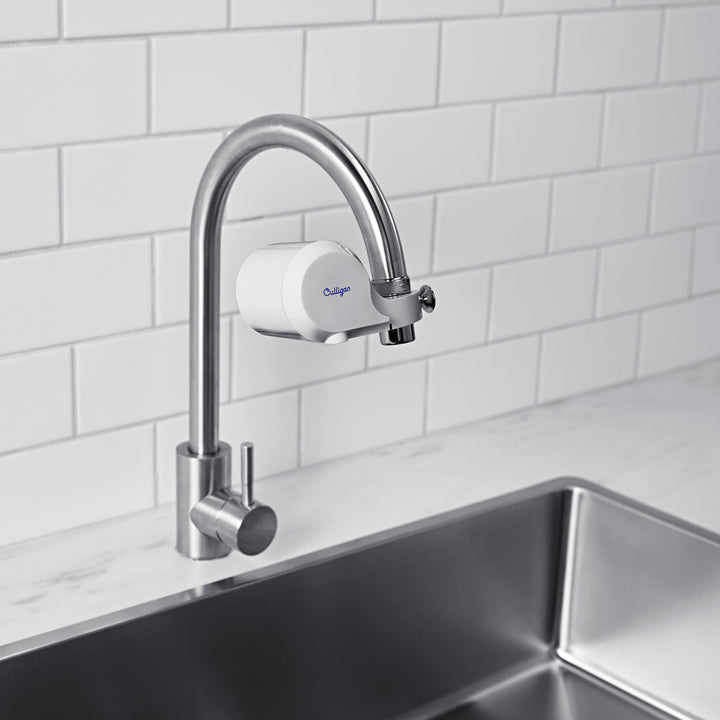 Culligan CULFMWHRF Faucet Mount Water Filter - White Water Filter for Sink Faucet Reduces Microplastics & Reduces Chlorine, Easy Installation Filtration System for Clean Tap Drinking