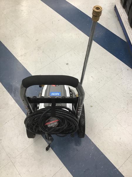 HART 3000 PSI Electric Pressure Washer - 1.1 GPM, Brushless Motor, Soap Dispenser Retail $200.00
