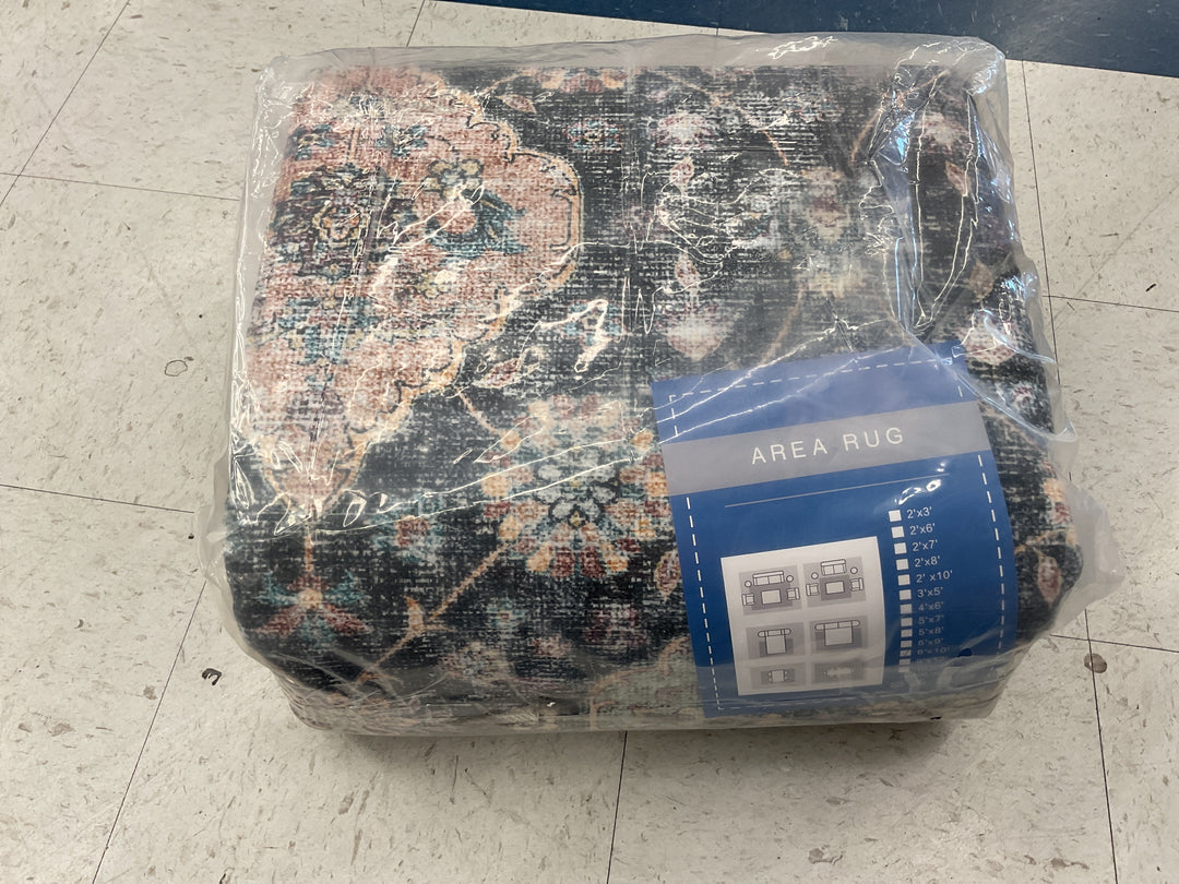 AREA RUG 8X10