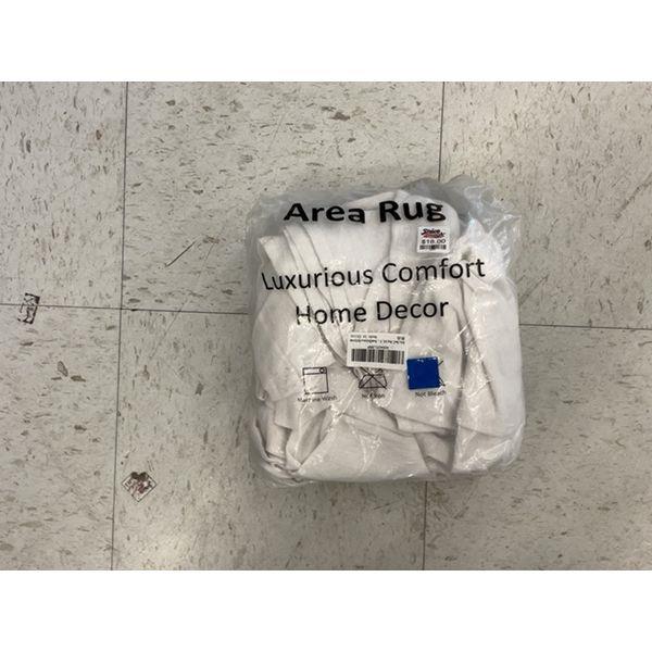 Area Rug, Luxurious Comfort Home Decor Retail $16.00