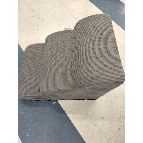 Aodismon Pet Stairs - 3 Steps, Non-Slip, Portable, Gray Retail $40.00
