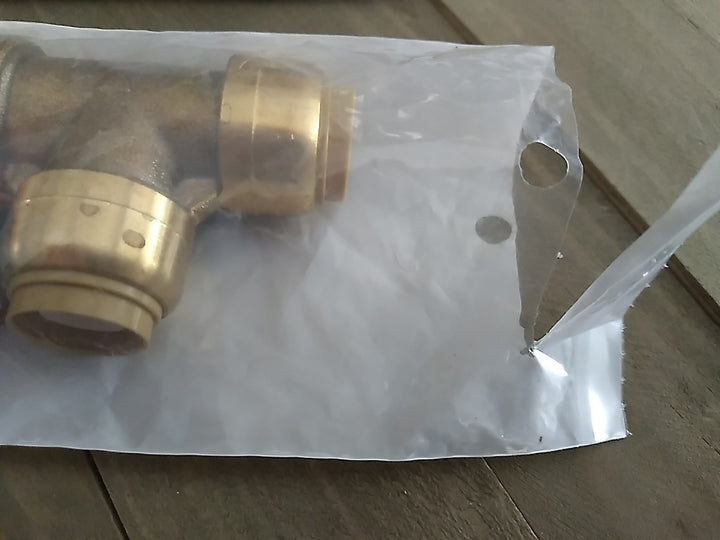 SharkBite Water Hammer Arrestor 1/2" Part 22630LFZ  Copper and Brass New /Opened