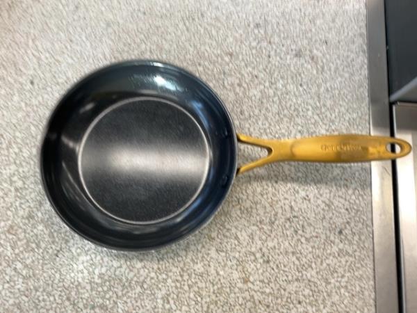 Greenpan Carbon Steel Fry Pan with Yellow Handle Retail $12.99