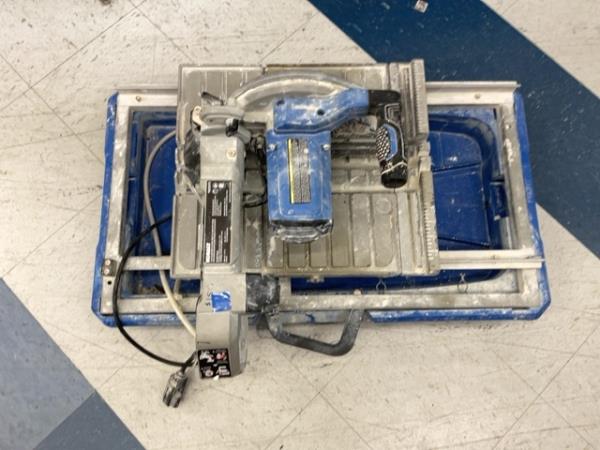 CLEARANCE- Tile Saw - Wet Tile Cutter, Portable, Power Tool Retail $30.00