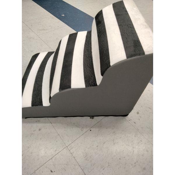 Unbranded Pet Stairs - Striped, Portable, Lightweight Retail $45.00