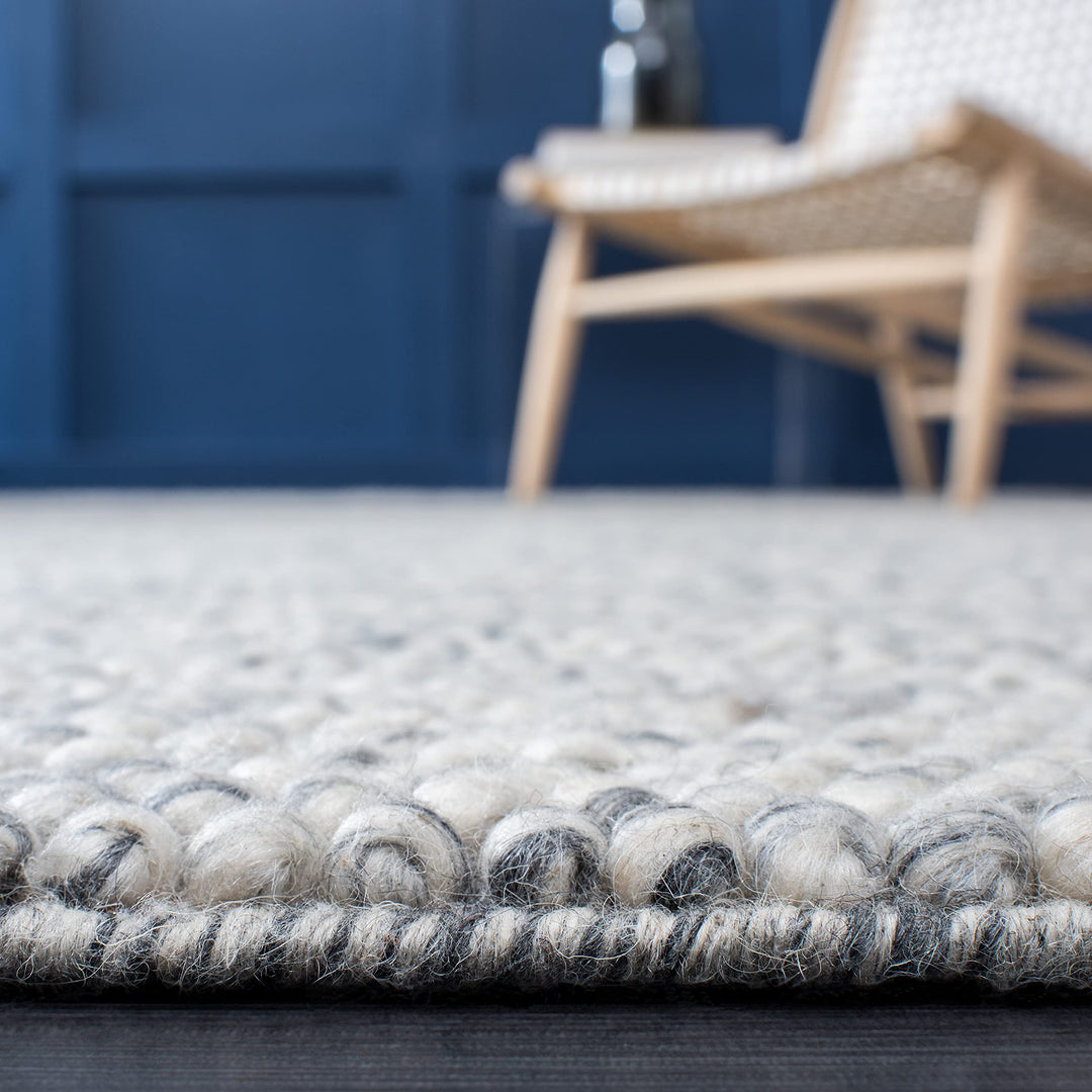 SAFAVIEH Natura Collection Runner Rug - 2'3" x 6', Light Grey & Ivory, Handmade Wool Blend, Textured Design, Ideal for Hallway, Bedroom, Foyer (NAT620G) Retail $80.20