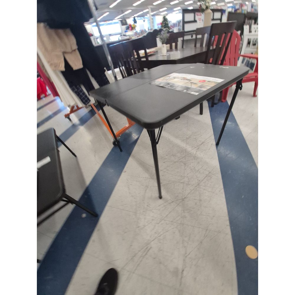 Mainstays Table - Foldable, Portable
