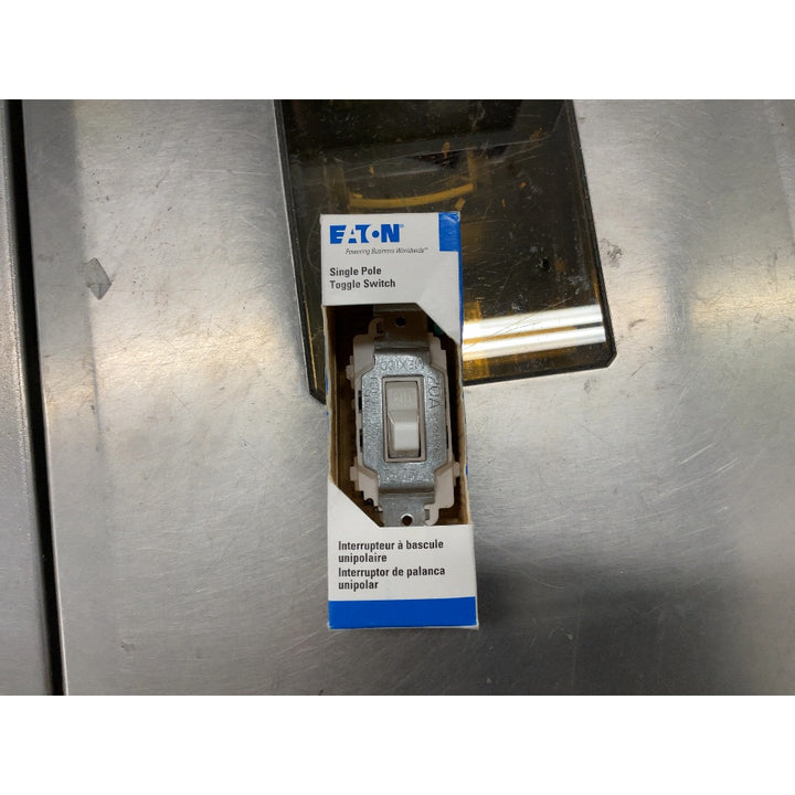 EATON Single Pole Toggle Switch - 20A 120/277VAC