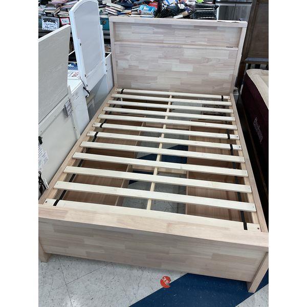 Generic, Bed Frame, Wooden Slats - Modern Design Retail $779.00