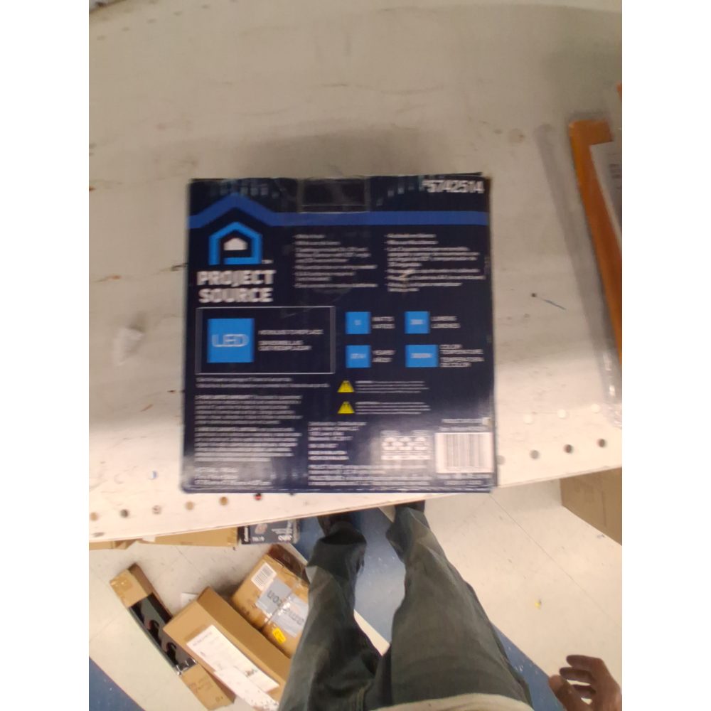 Project Source 1-Light 7-in Matte White Integrated LED Flush Mount Light with Motion Sensor