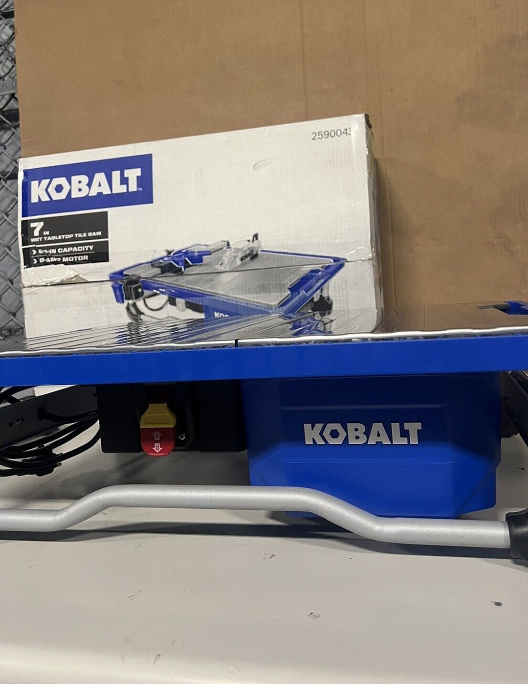 Kobalt 7-in 5-Amp Wet Tabletop Tile Saw-24-in Capacity-5-AMP Motor-Missing Parts