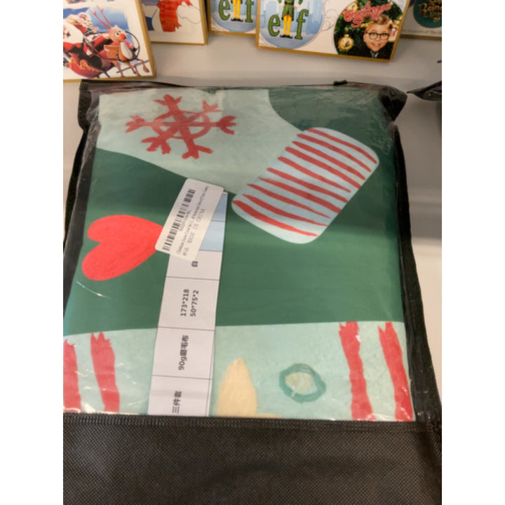 Christmas Duvet Cover Set, Christmas Theme Santa Claus/Snowmen/Snowflakes Pattern Tree/Letter Printed Pattern Down Duvet Cover Three Piece Set, Holiday New Year Gift Bedroom Decor(Twin Green)