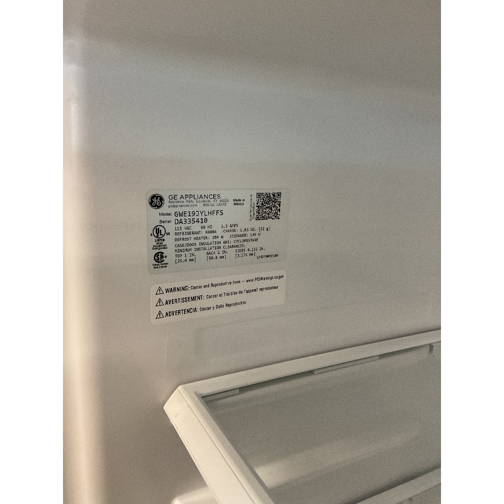 GE Refrigerator, Super Deal - Stainless Steel