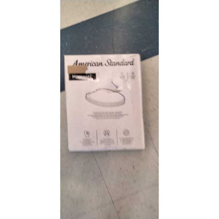 Moments Slow-Close & Easy Lift-Off Round Front Wood Toilet Seat, White, 5268B60CL.020