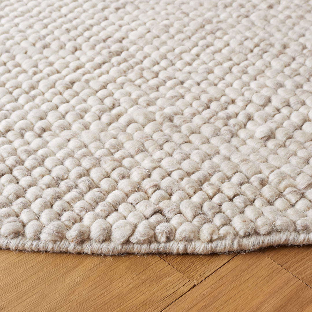 SAFAVIEH Area Rug 6x9 - Natura Collection - Beige & Ivory, Handmade Wool Blend, Textured Design, Ideal for Living Room, Bedroom, Dining Space (NAT425B) Retail $183.60
