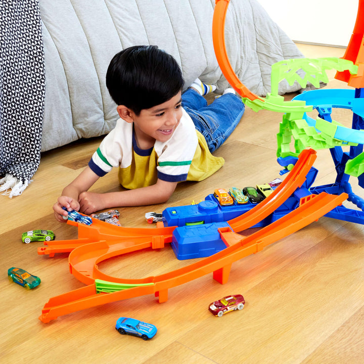 Hot Wheels Toy Car Track Set, Stunt Track Mid-Air Crash with 1:64 Scale Die-Cast Toy Car, Motorized Booster for Non-Stop Stunting & Racing Retail $53.99