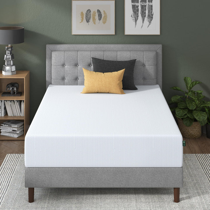 ZINUS 12 Inch Green Tea Cooling Gel Memory Foam Mattress, Fiberglass Free, Cooling Gel Foam, Pressure Relieving, CertiPUR-US Certified, Mattress in A Box, Queen Retail $228.00