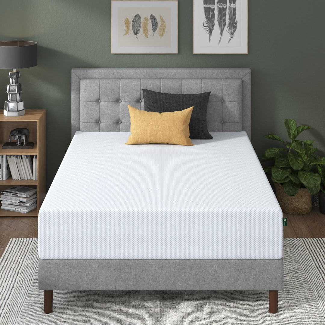 ZINUS 12 Inch Green Tea Cooling Gel Memory Foam Mattress, Fiberglass Free, Cooling Gel Foam, Pressure Relieving, CertiPUR-US Certified, Mattress in A Box, Queen Retail $228.00