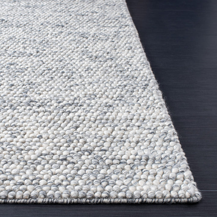 SAFAVIEH Natura Collection Runner Rug - 2'3" x 6', Light Grey & Ivory, Handmade Wool Blend, Textured Design, Ideal for Hallway, Bedroom, Foyer (NAT620G) Retail $80.20