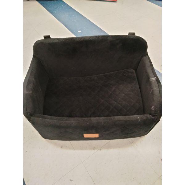 Lealchum Dog Car Seat - Soft Plush, Quilted, Black Retail $60.00