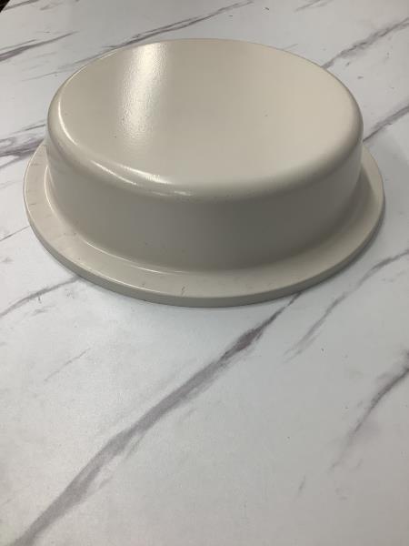 Unbranded Round Pot/Bowl - Gray Interior, White Exterior Retail $1,499.00