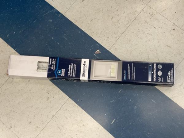 Project Source, 1-in Cordless Vinyl Mini Blind - Room Darkening, 29 in x 64 in Retail $30.00