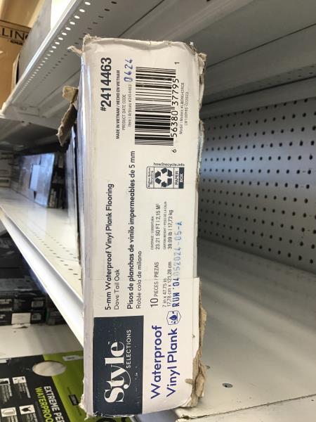 Style Selections 5-mm Waterproof Vinyl Plank Flooring - Dove Tail Oak Retail $35.00