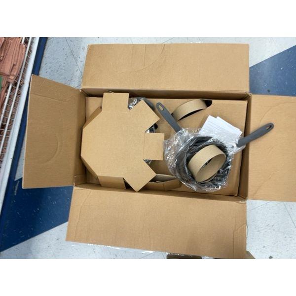 Circulon ScratchDefense Nonstick Cookware Set Retail $150.00