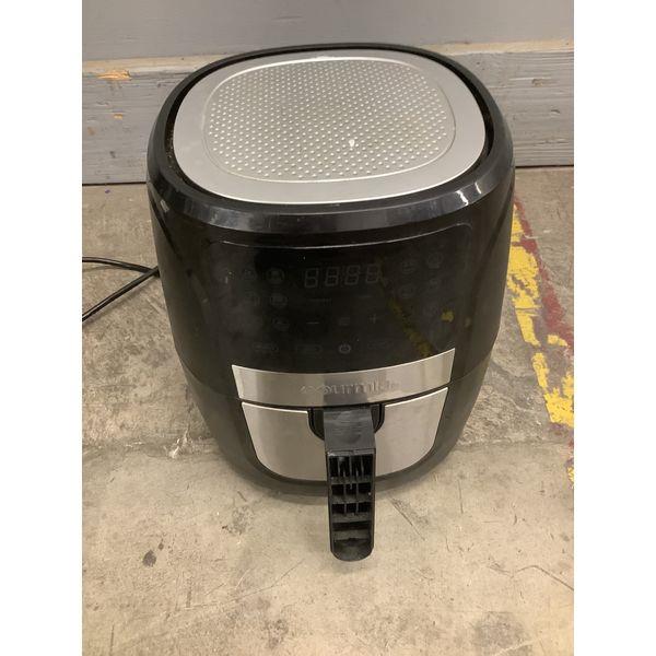 Gourmia Air Fryer GAF608 - 1500W, 6 Quart Capacity, Digital Display, Black Retail $75.00