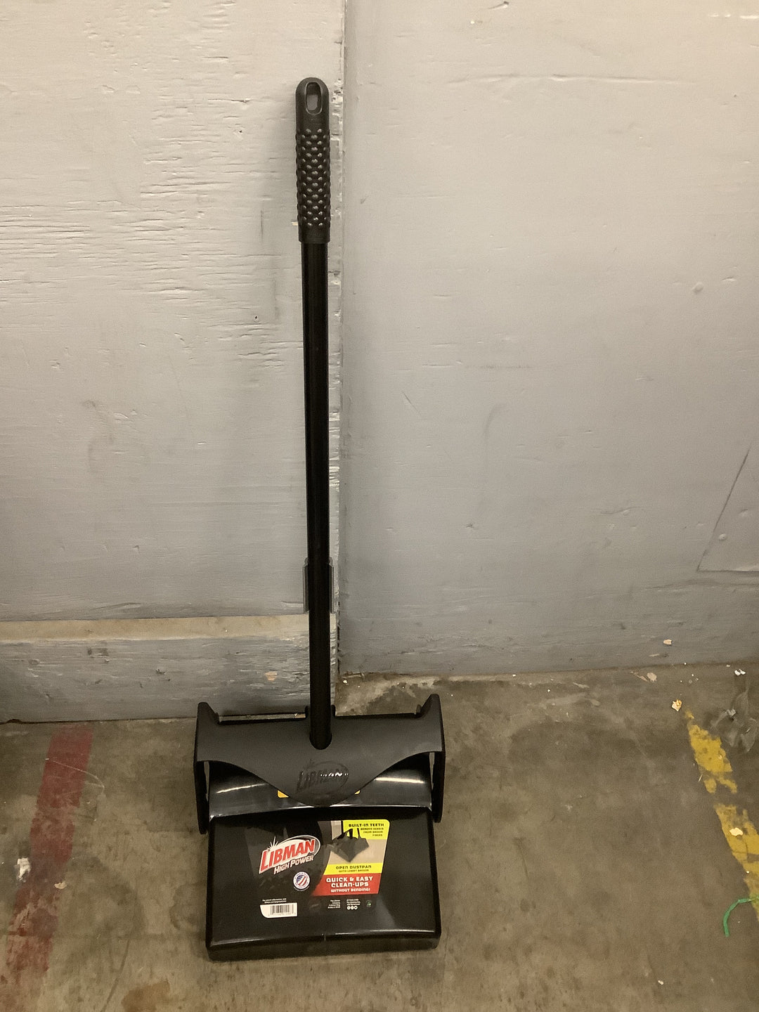 LIBMAN LOBBY BROOM W/ DUST PAN