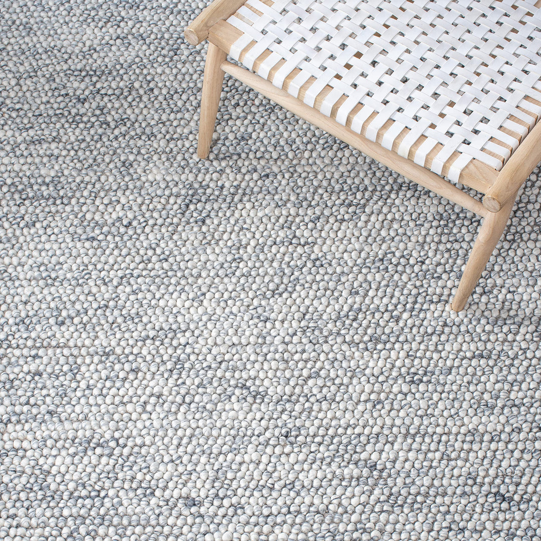 SAFAVIEH Natura Collection Runner Rug - 2'3" x 6', Light Grey & Ivory, Handmade Wool Blend, Textured Design, Ideal for Hallway, Bedroom, Foyer (NAT620G) Retail $80.20